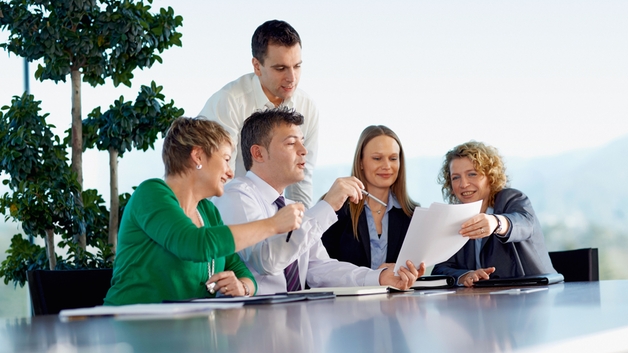 Endress+Hauser employees in a meeting